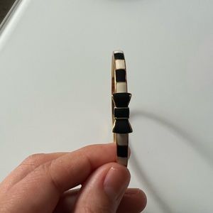 Kate Spade Take a Bow bangle